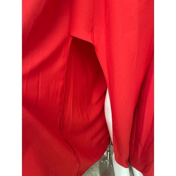 Emma & Michele Sleeveless Red Belted Jumpsuit Size 10 - Picture 8 of 12